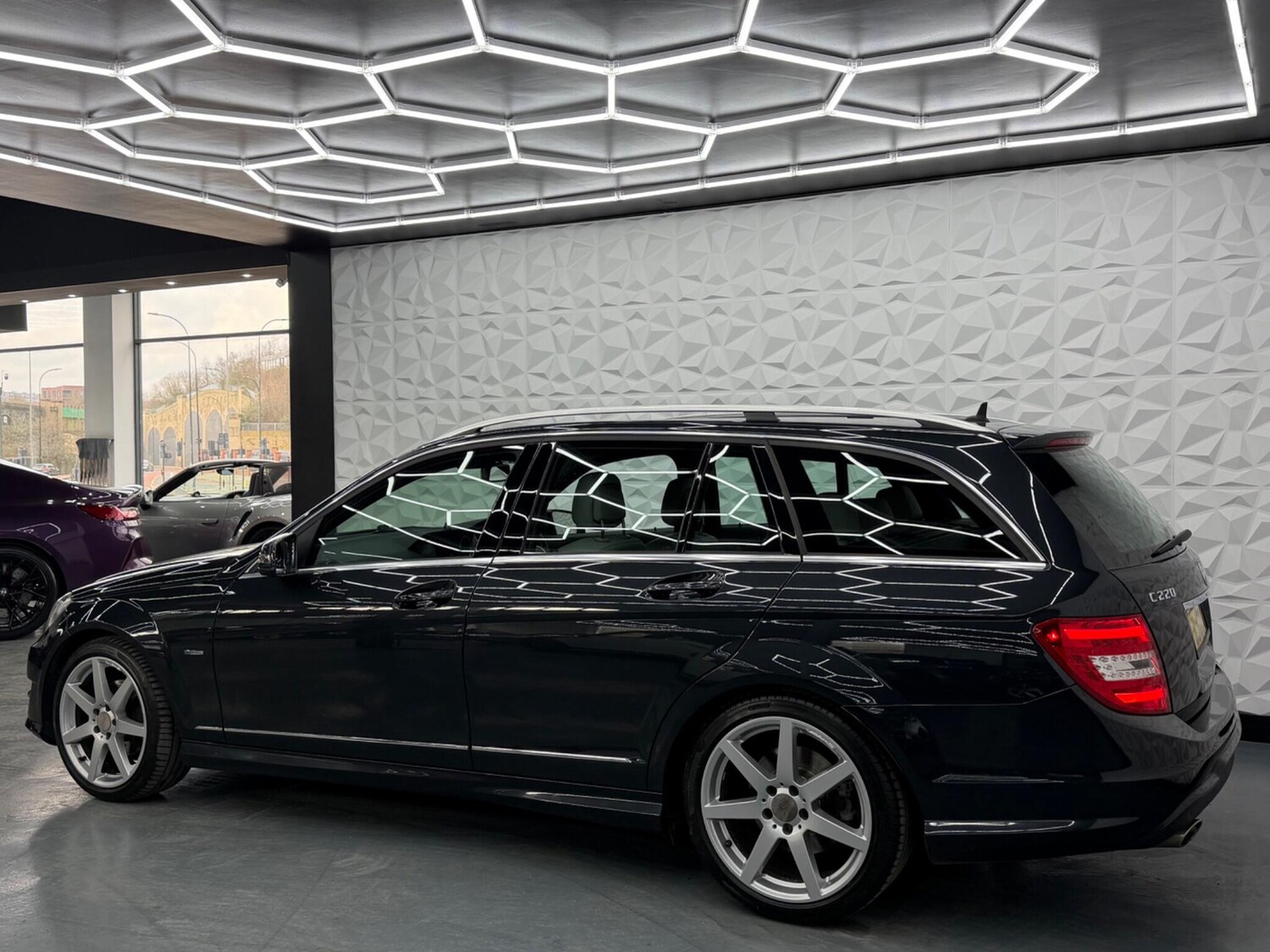 Used Mercedes-Benz C Class for sale - 77722703: Photo 6