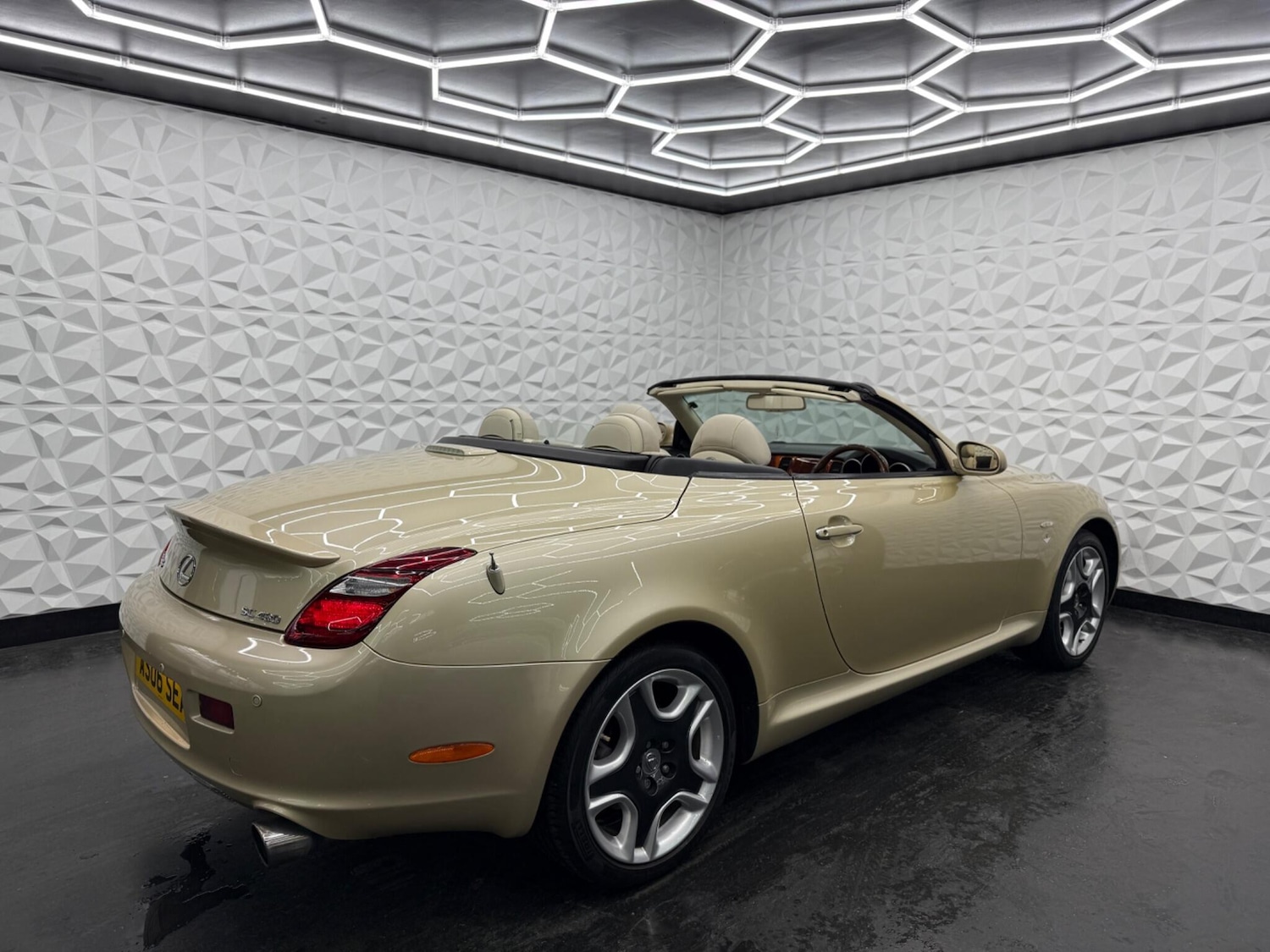 Used Lexus SC 2007 for sale - 77613848: Photo 13