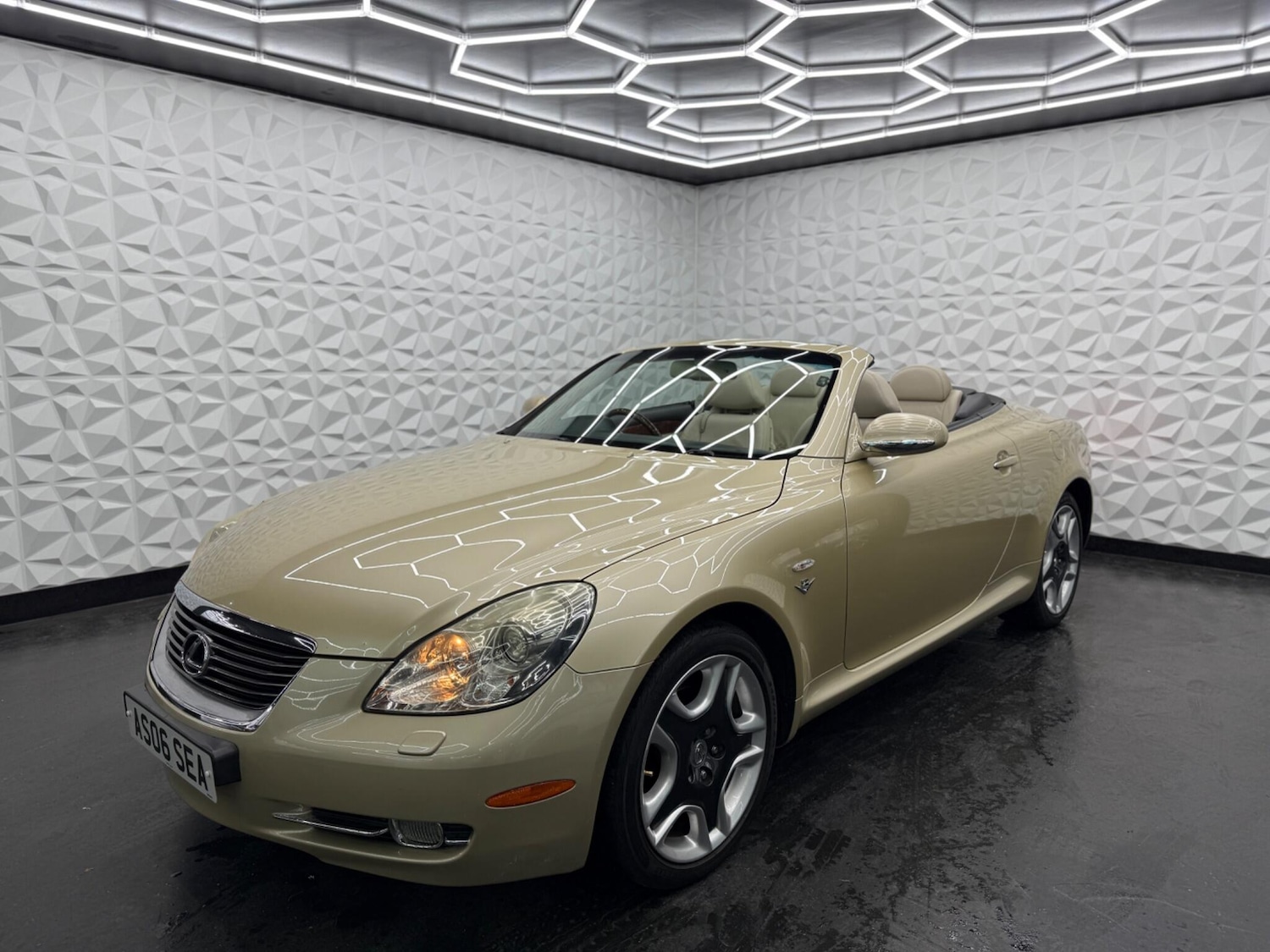 Used Lexus SC 2007 for sale - 77613848: Photo 6