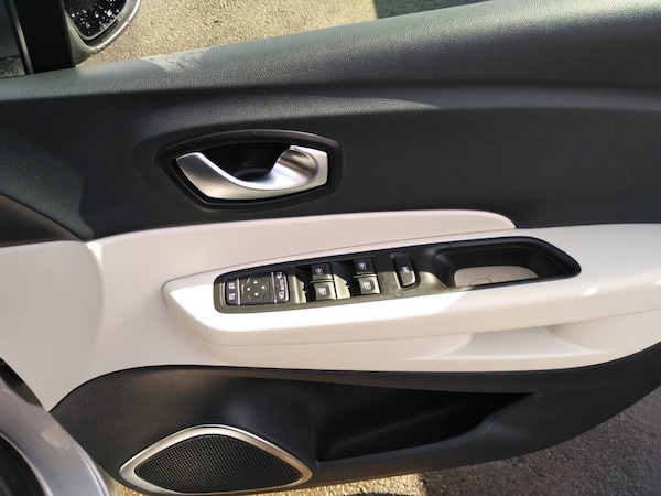 Used Renault Captur 2019 for sale - 73990332: Photo 9