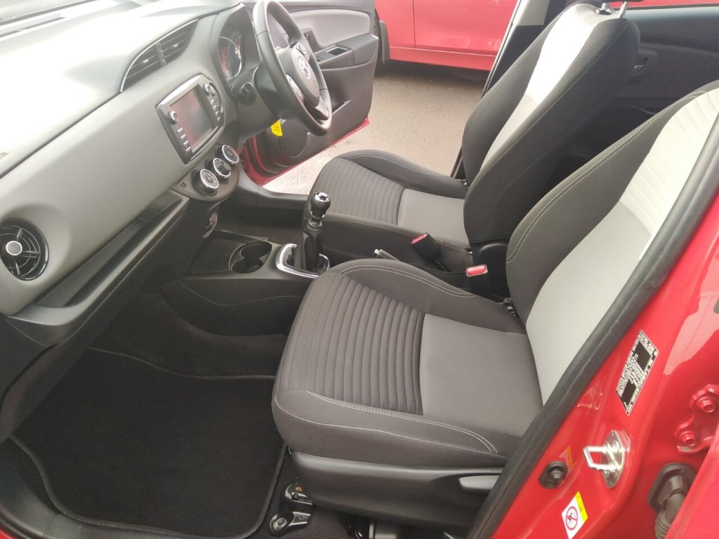 Used Toyota Yaris 2019 for sale - 77231930: Photo 15