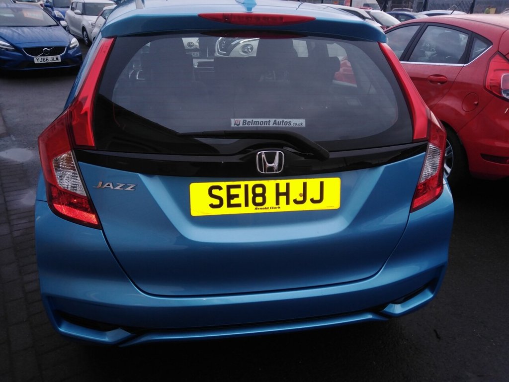 Used Honda Jazz 2018 for sale - 76740549: Photo 3