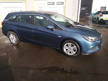 Used Vauxhall Astra 2017 for sale - 76350595: Photo
