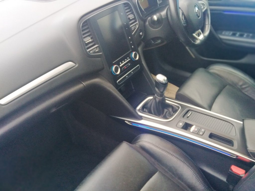 Used Renault Megane 2017 for sale - 76333291: Photo 15