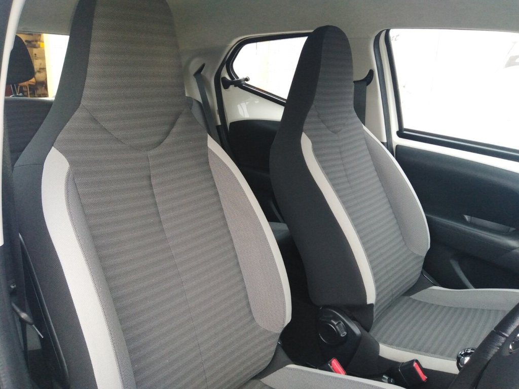 Used Toyota AYGO 2019 for sale - 76574753: Photo 11