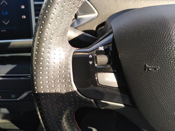 Used Peugeot 308 2019 for sale - 76068537: Photo 16