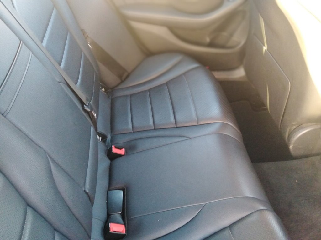 Used Mercedes-Benz C Class 2018 for sale - 76203473: Photo 16