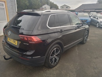 Used Volkswagen Tiguan 2017 for sale - 76202689: Photo 3