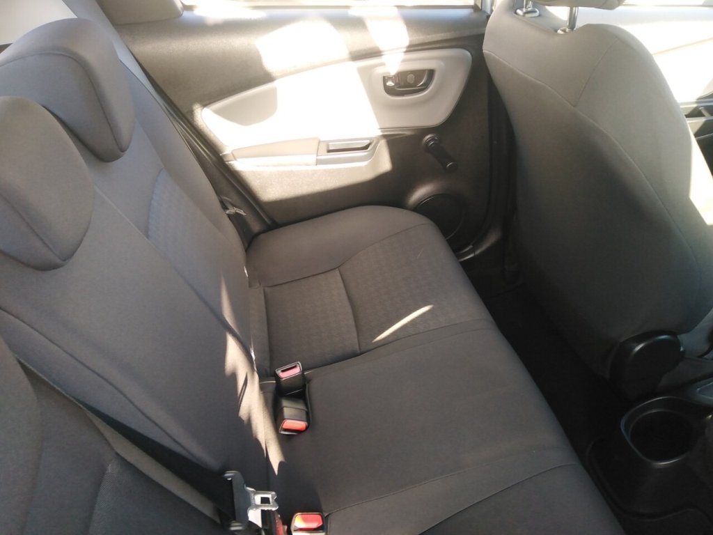 Used Toyota Yaris 2018 for sale - 76740337: Photo 13