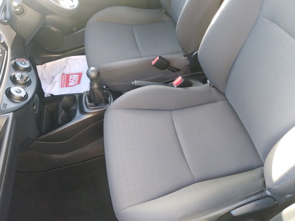 Used Toyota Yaris 2018 for sale - 76740337: Photo 19