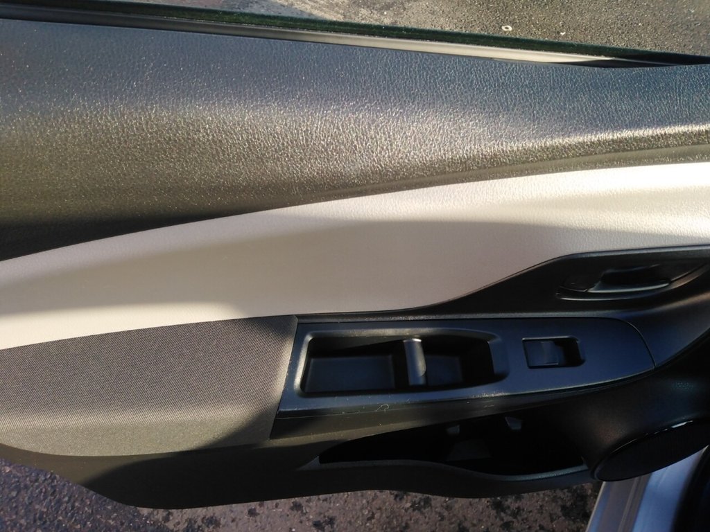 Used Toyota Yaris 2018 for sale - 76740337: Photo 20