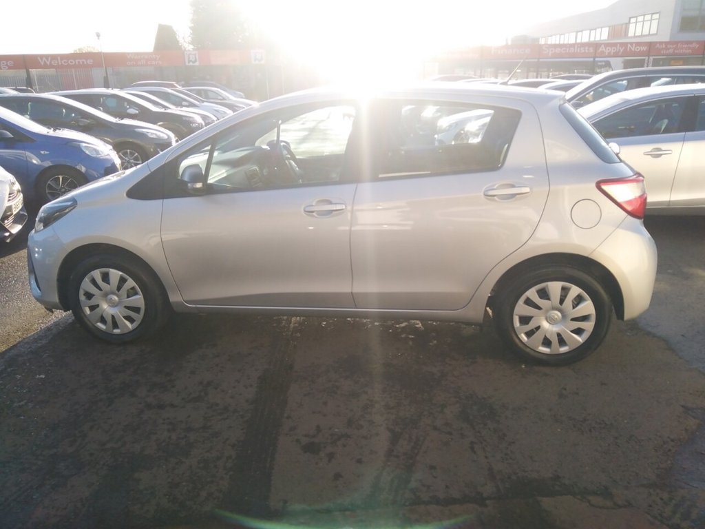 Used Toyota Yaris 2018 for sale - 76740337: Photo 5