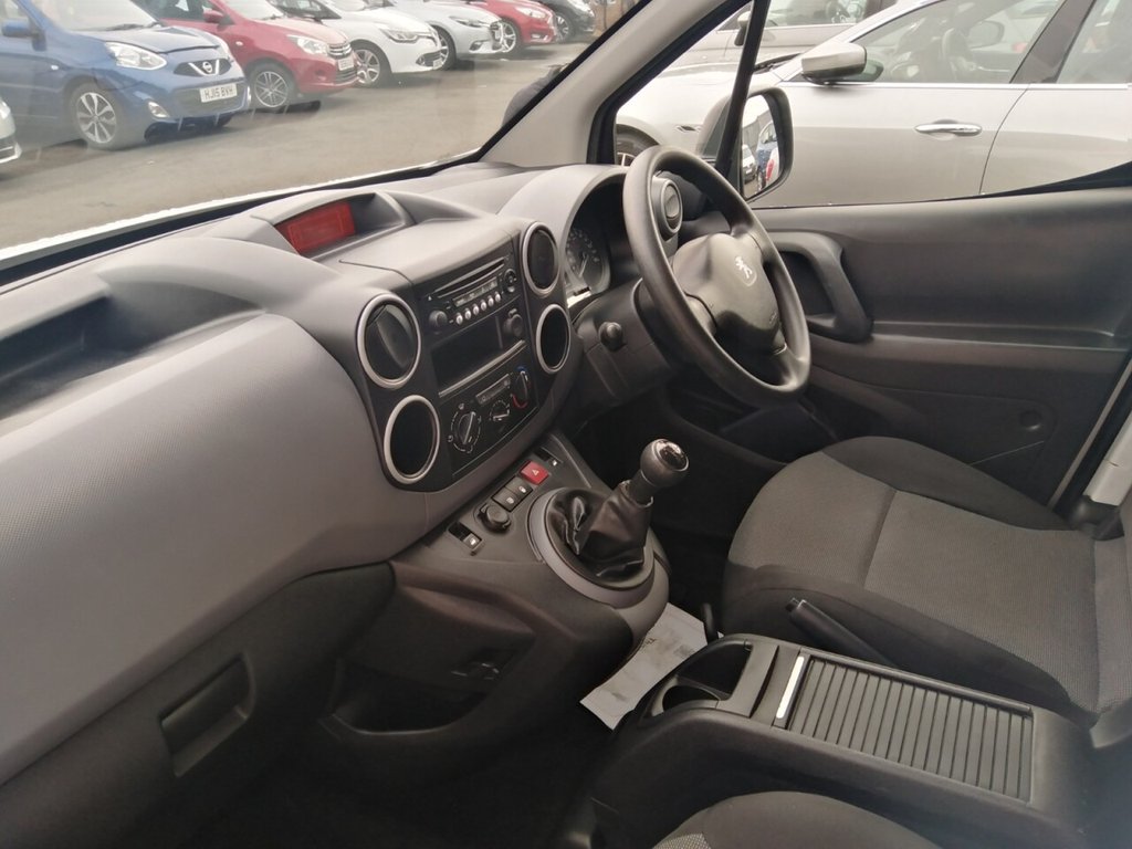 Used Peugeot Partner 2017 for sale - 77719720: Photo 13