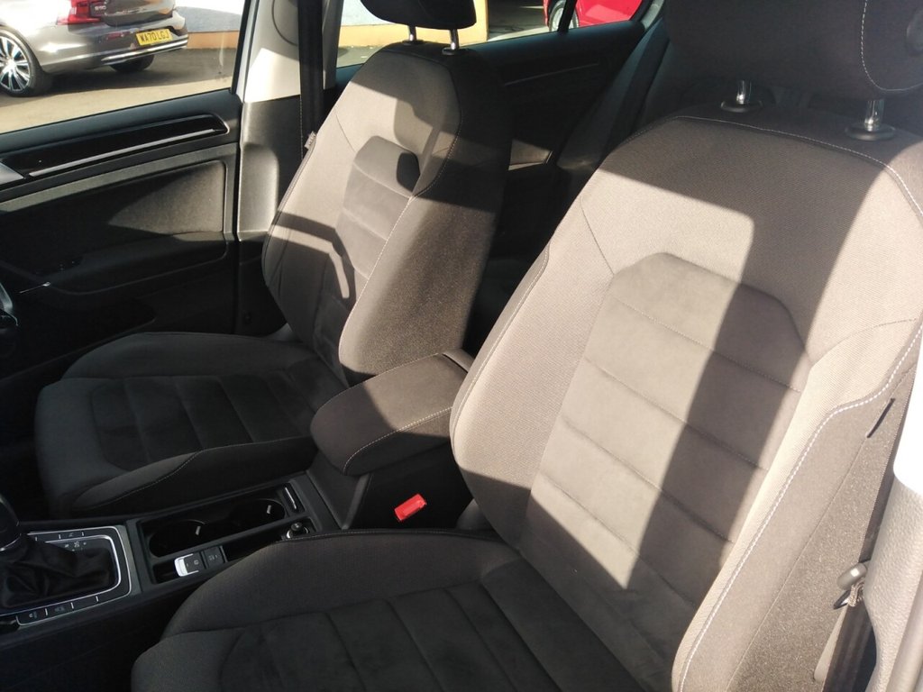 Used Volkswagen Golf 2017 for sale - 76014806: Photo 15