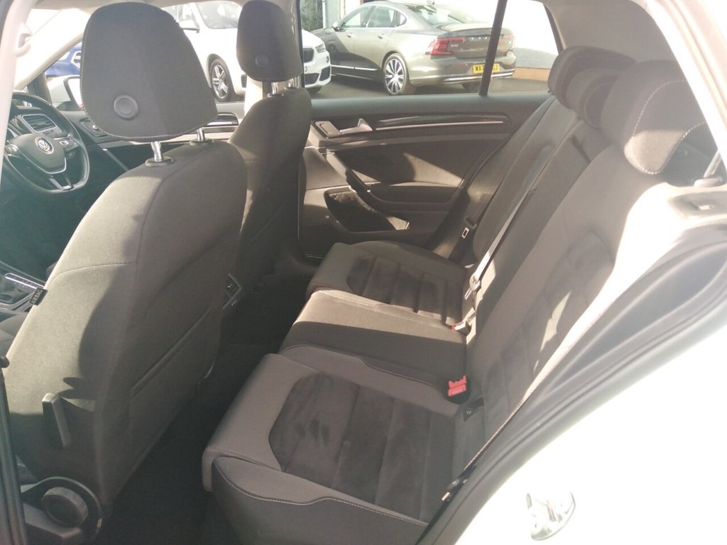 Used Volkswagen Golf 2017 for sale - 76014806: Photo 16