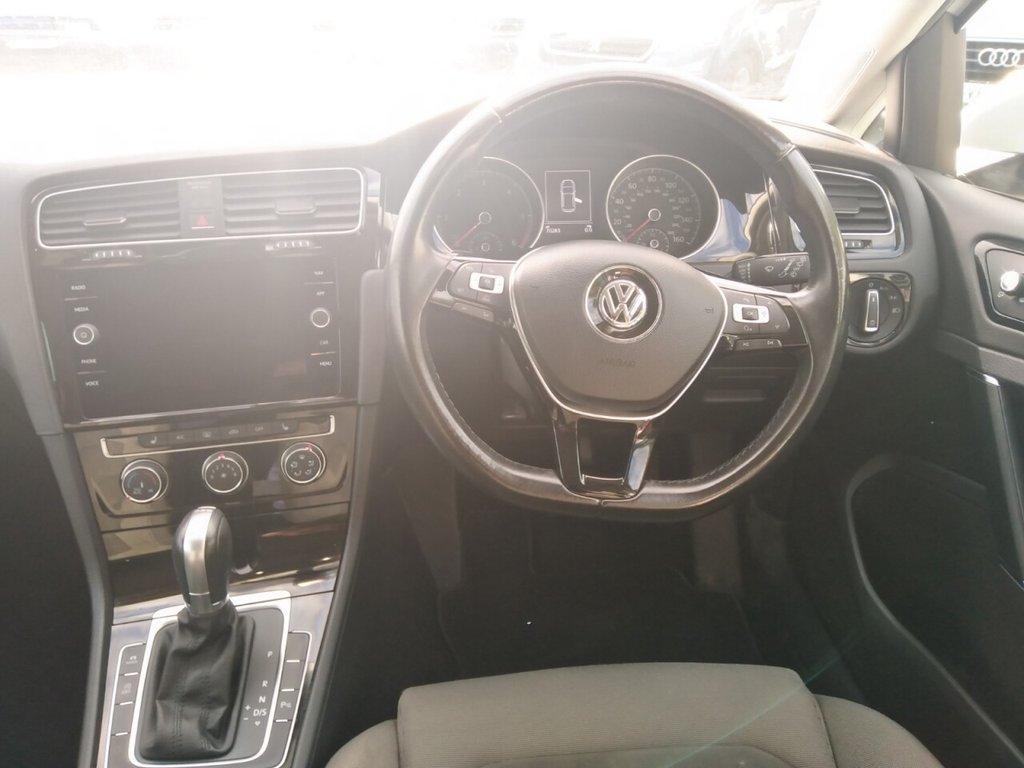 Used Volkswagen Golf 2017 for sale - 76014806: Photo 18