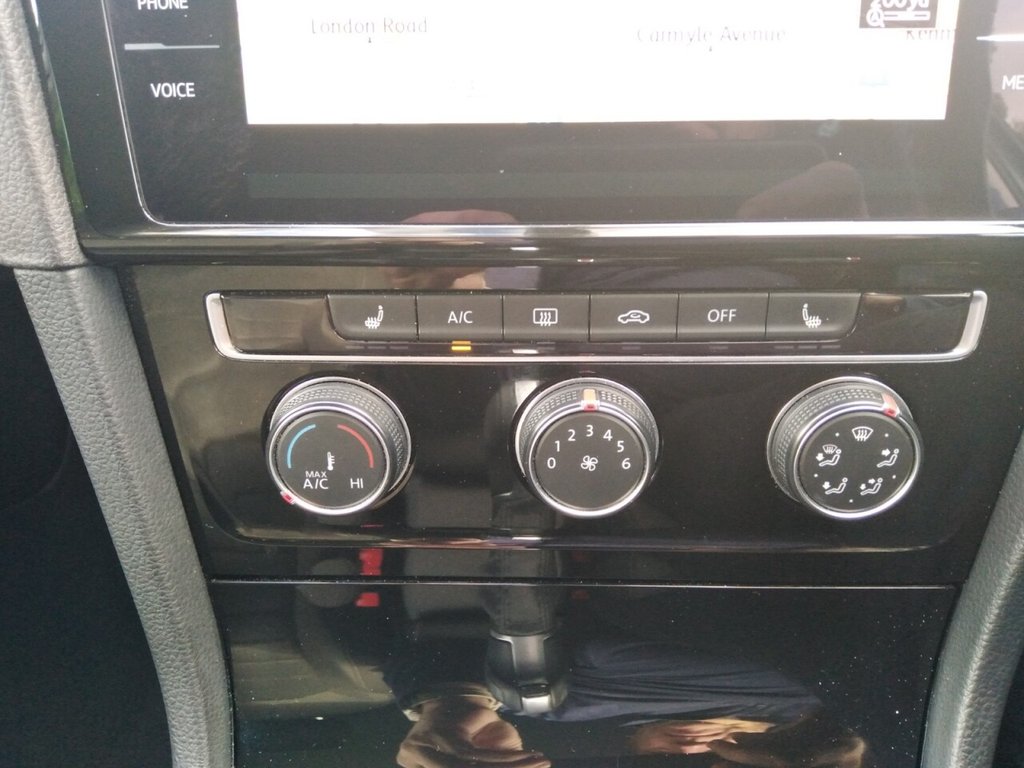 Used Volkswagen Golf 2017 for sale - 76014806: Photo 21