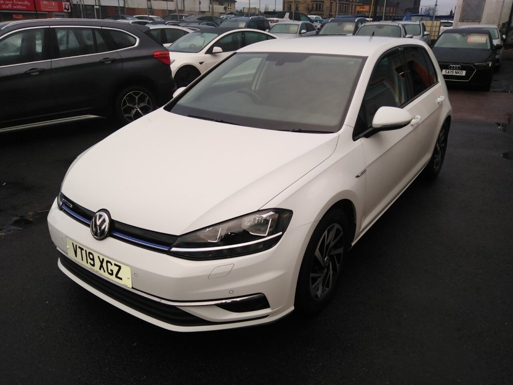 Used Volkswagen Golf 2019 for sale - 76740607: Photo 10