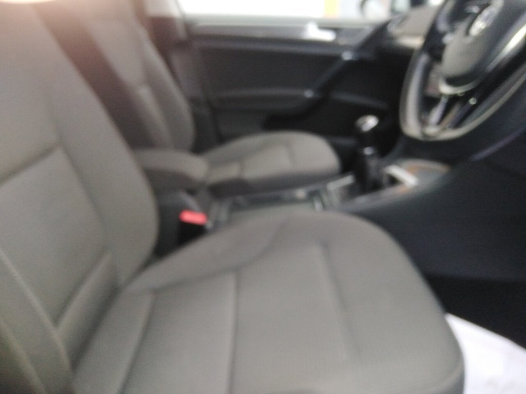 Used Volkswagen Golf 2019 for sale - 76740607: Photo 15