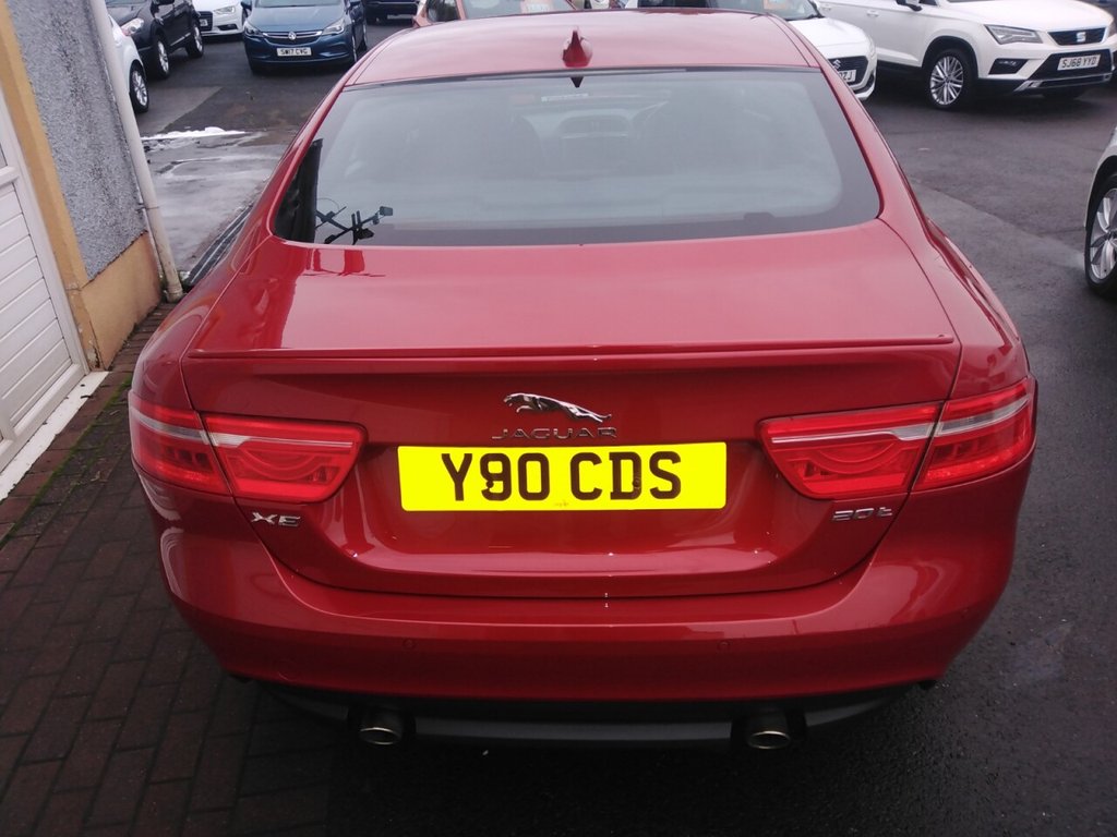 Used Jaguar XE 2018 for sale - 76350629: Photo 5