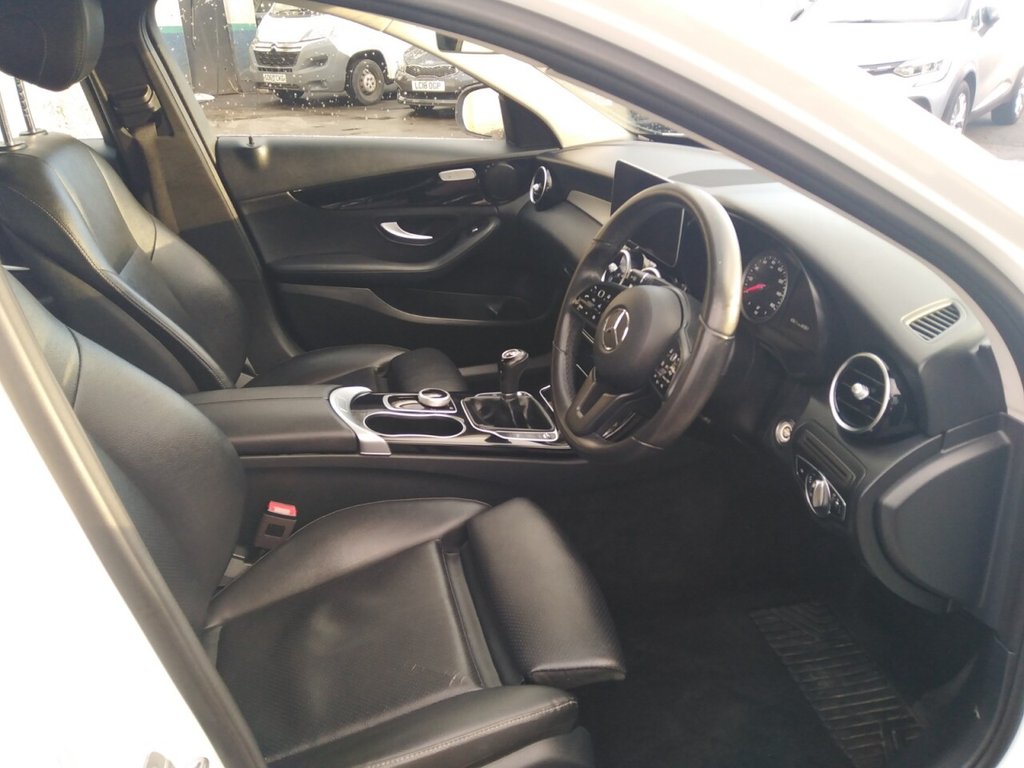 Used Mercedes-Benz C Class 2019 for sale - 76647743: Photo 12