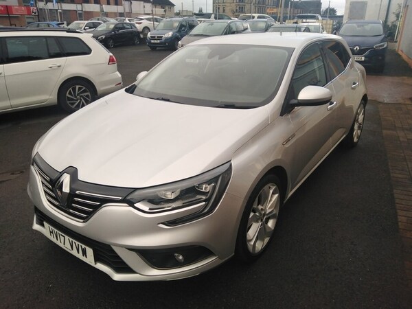 Used Renault Megane 2017 for sale - 76202726: Photo 8