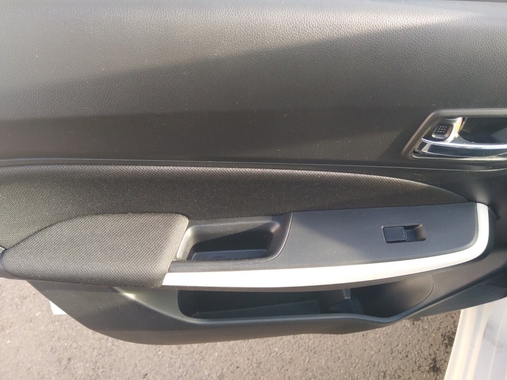 Used Suzuki Swift 2018 for sale - 76313246: Photo 19