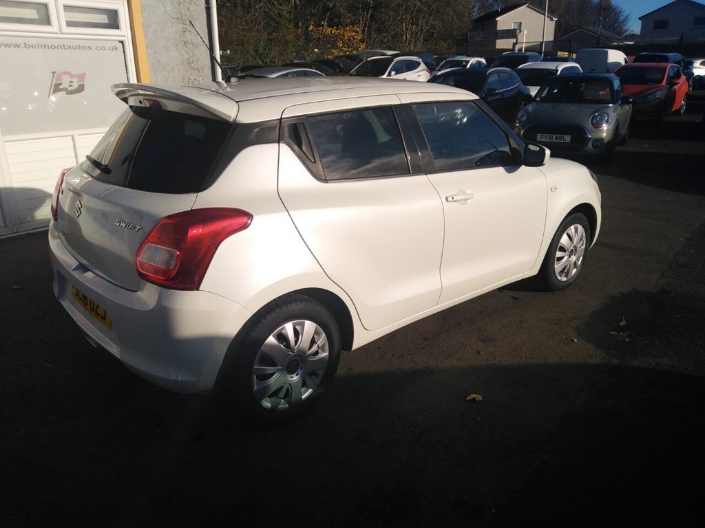 Used Suzuki Swift 2018 for sale - 76313246: Photo 2