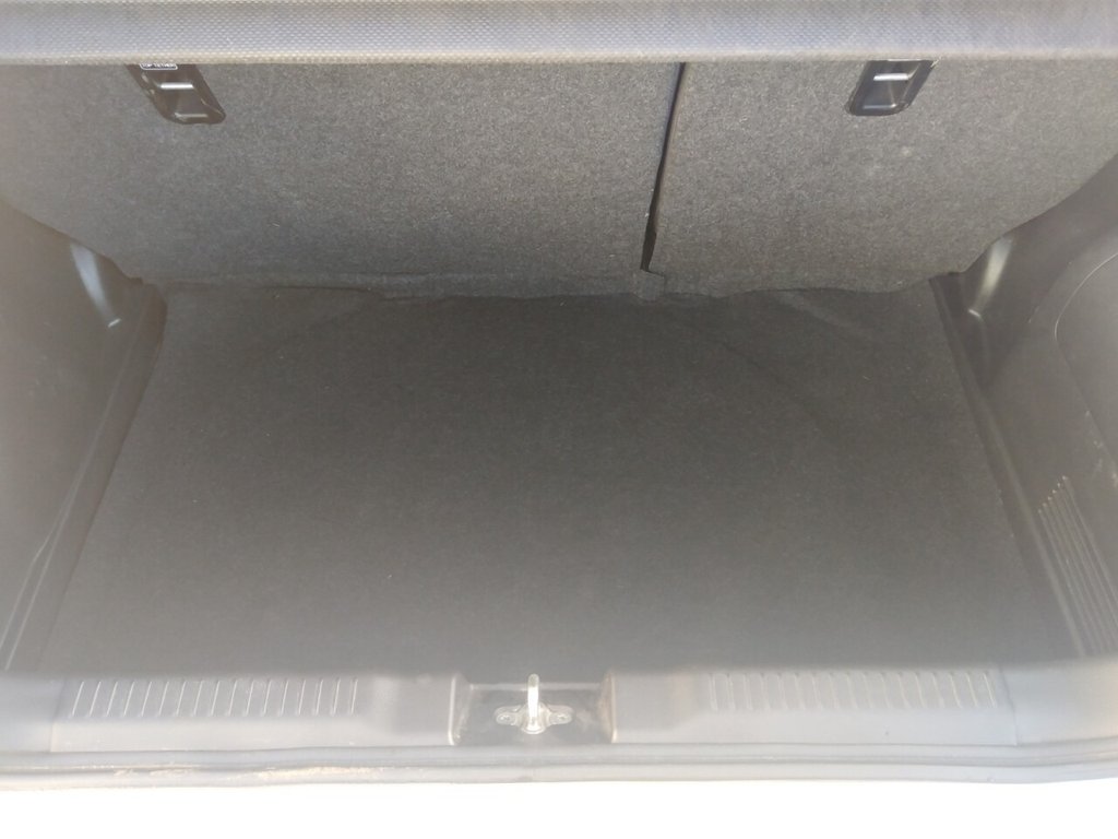 Used Suzuki Swift 2018 for sale - 76313246: Photo 23