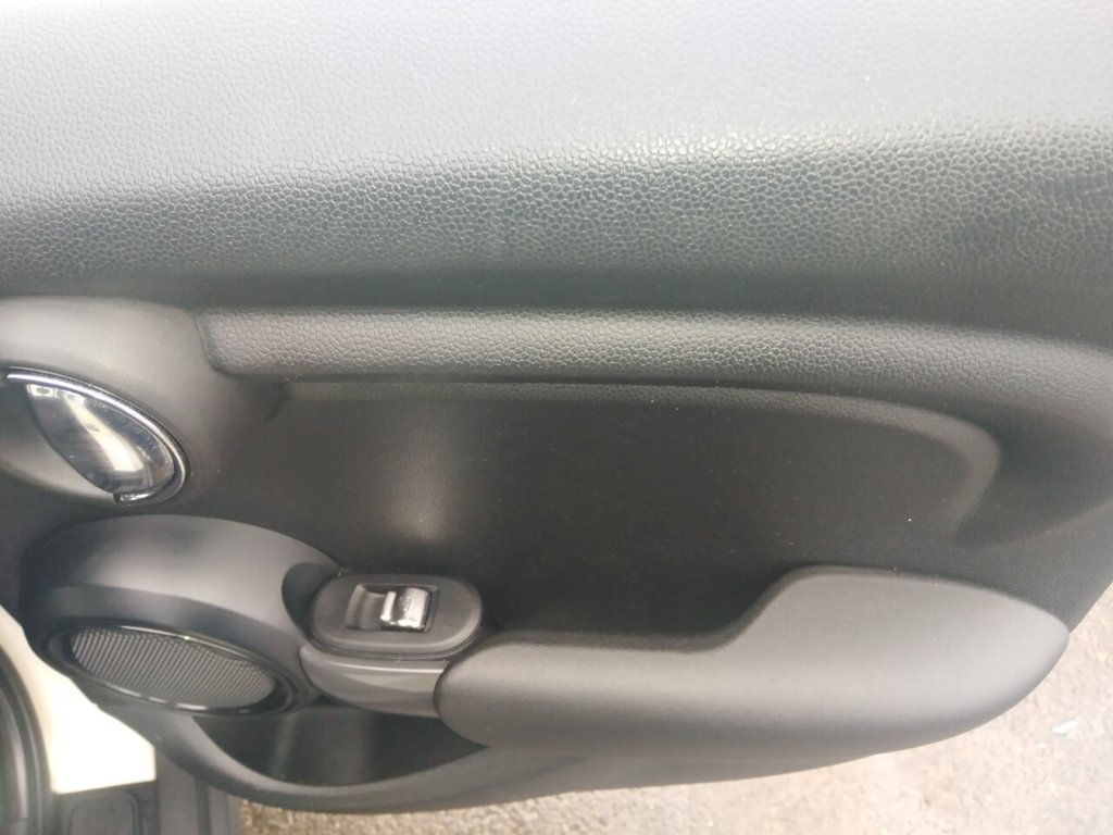 Used MINI Hatch 2019 for sale - 77232067: Photo 17