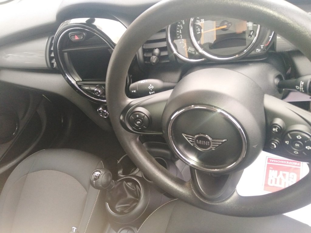 Used MINI Hatch 2019 for sale - 77232067: Photo 8