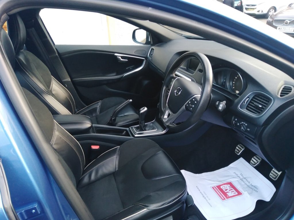 Used Volvo V40 2016 for sale - 76647682: Photo 11