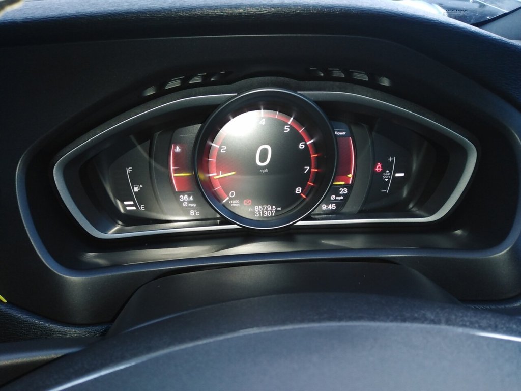 Used Volvo V40 2016 for sale - 76647682: Photo 21