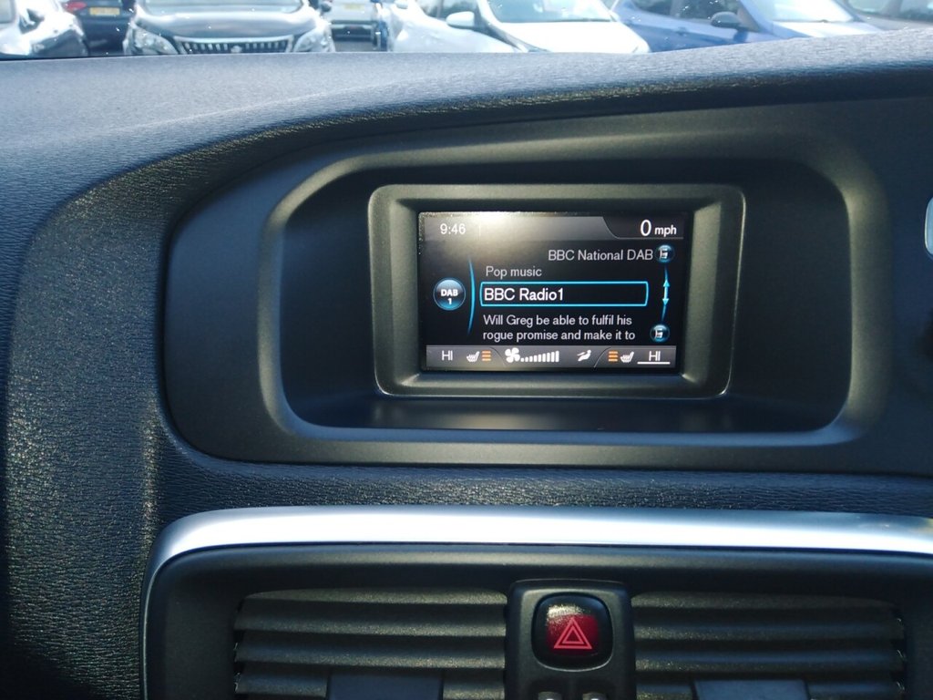 Used Volvo V40 2016 for sale - 76647682: Photo 24