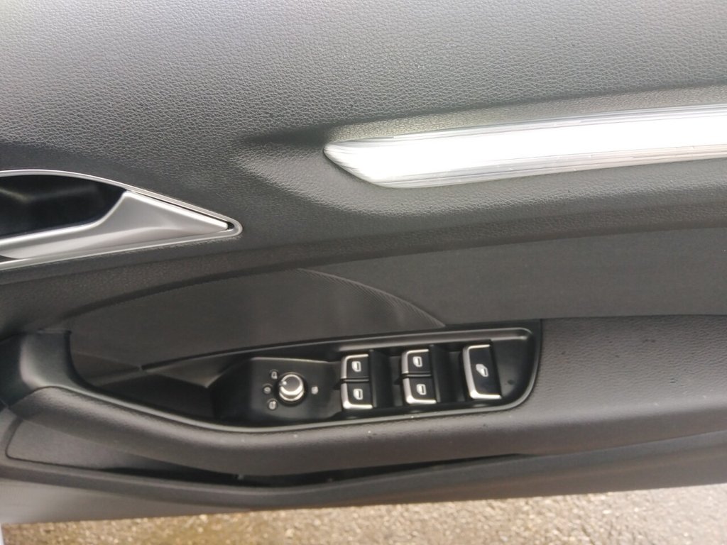 Used Audi A3 Cabriolet 2014 for sale - 76350637: Photo 15