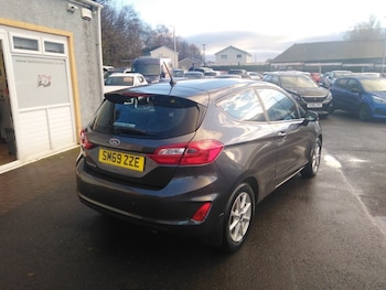 Used Ford Fiesta 2020 for sale - 76647703: Photo