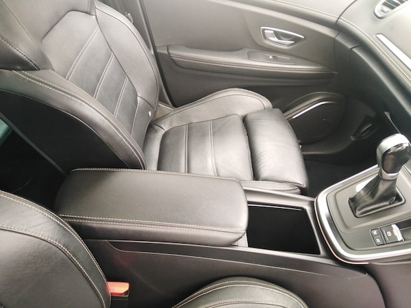 Used Renault Grand Scenic 2017 for sale - 75537990: Photo 12