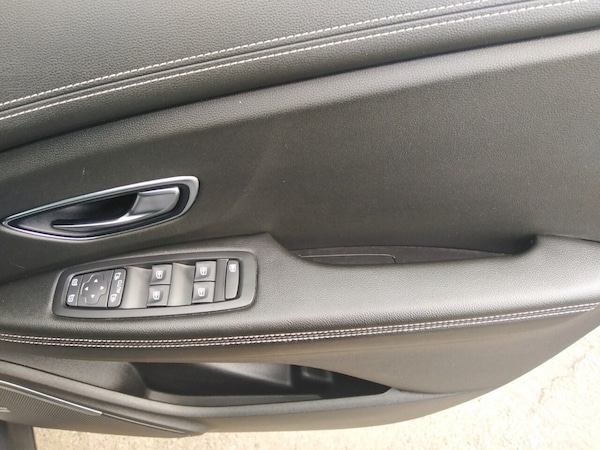 Used Renault Grand Scenic 2017 for sale - 75537990: Photo 16