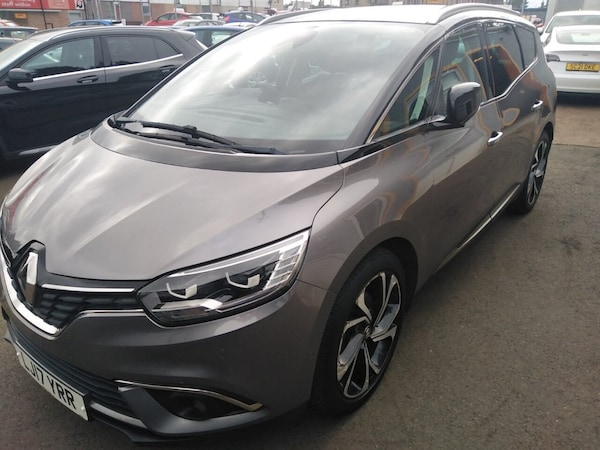 Used Renault Grand Scenic 2017 for sale - 75537990: Photo 8