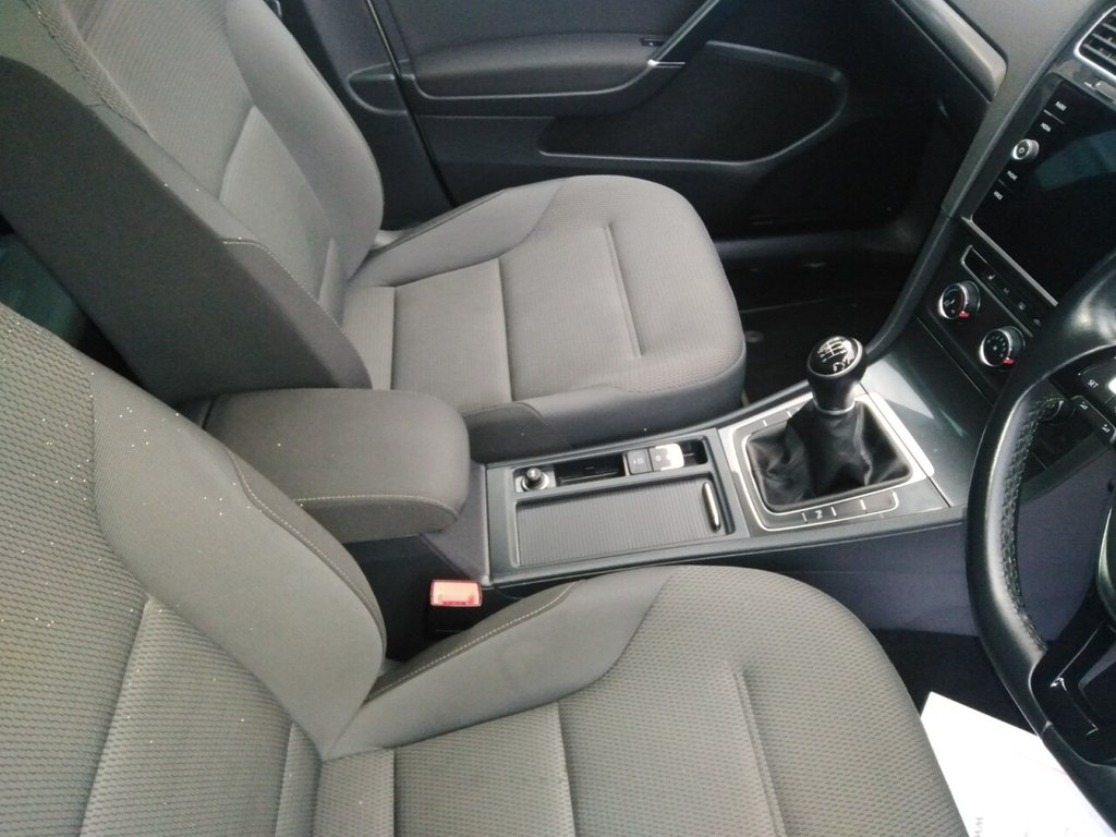 Used Volkswagen Golf 2019 for sale - 77457618: Photo 13