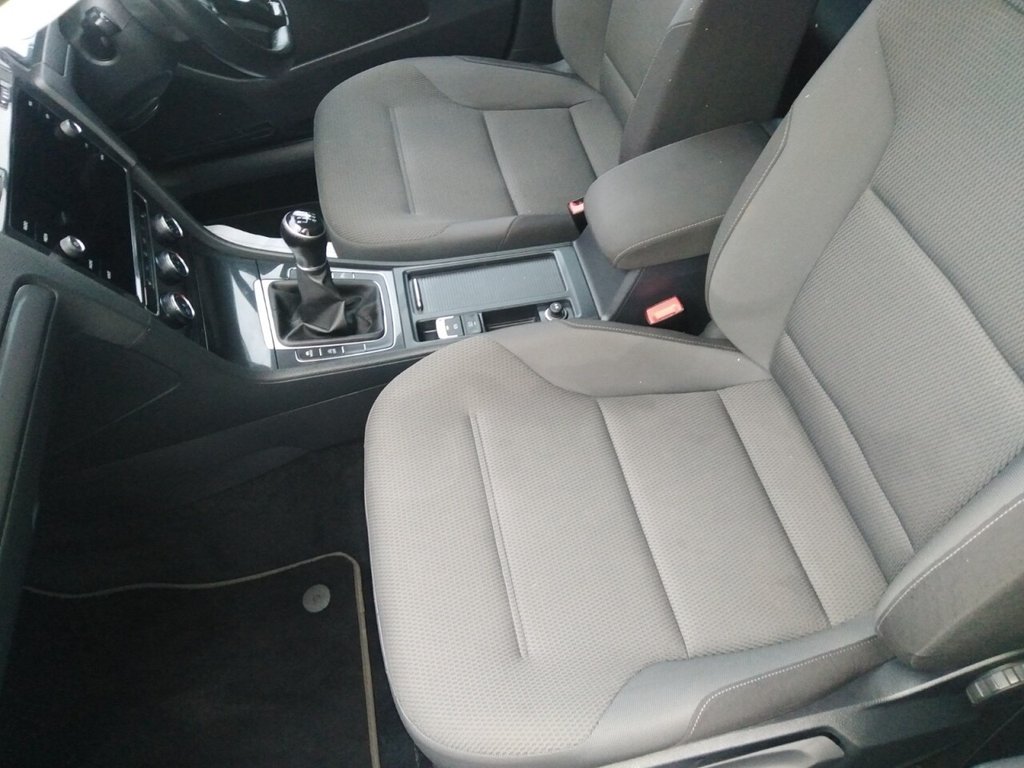 Used Volkswagen Golf 2019 for sale - 77457618: Photo 21