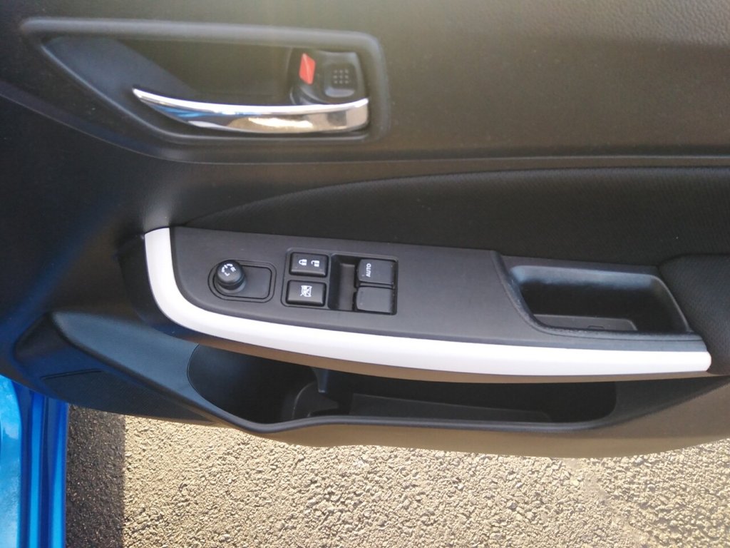 Used Suzuki Swift 2017 for sale - 76350556: Photo 17