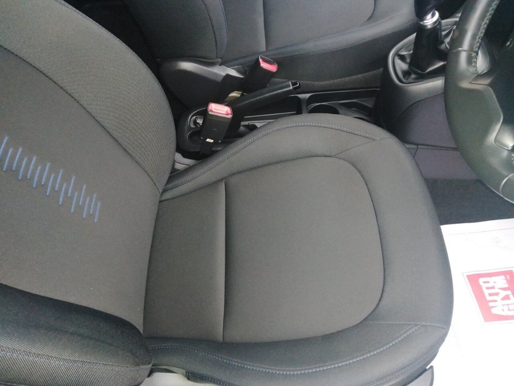 Used Hyundai i10 2018 for sale - 76574739: Photo 12