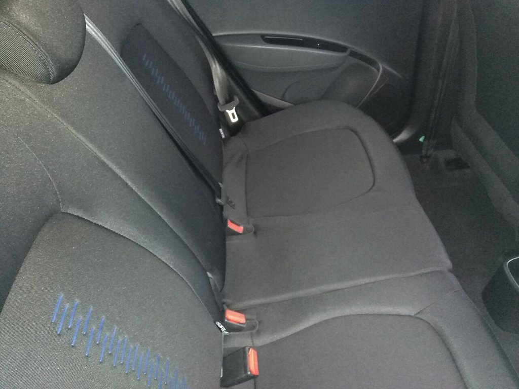 Used Hyundai i10 2018 for sale - 76574739: Photo 15