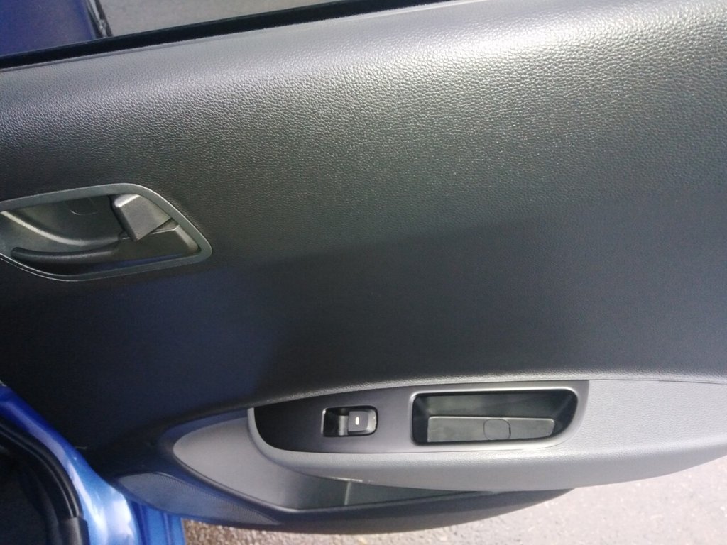 Used Hyundai i10 2018 for sale - 76574739: Photo 17