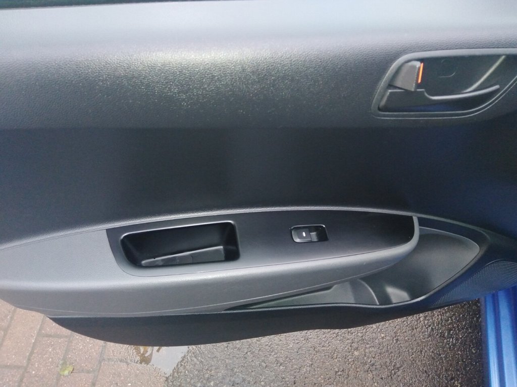 Used Hyundai i10 2018 for sale - 76574739: Photo 20