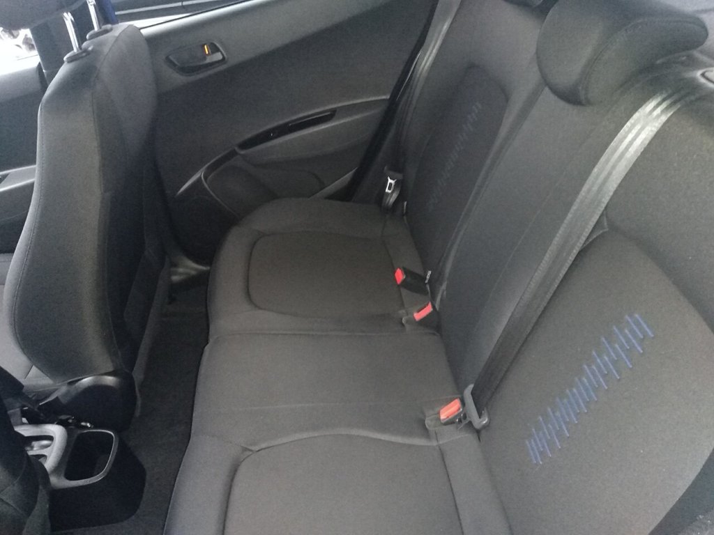 Used Hyundai i10 2018 for sale - 76574739: Photo 21