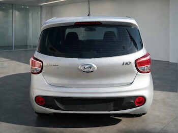 Used Hyundai i10 2018 for sale - 77231881: Photo
