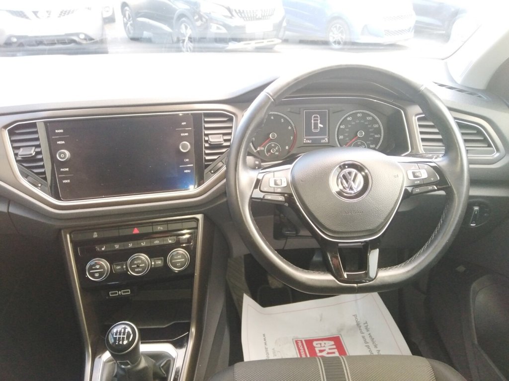 Used Volkswagen T-Roc 2019 for sale - 76574747: Photo 11