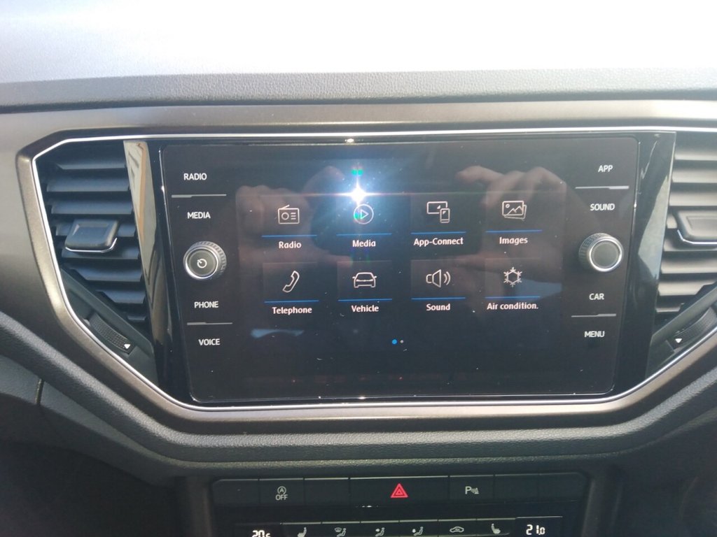 Used Volkswagen T-Roc 2019 for sale - 76574747: Photo 24